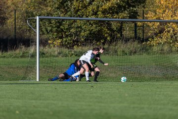 Bild 86 - Frauen TSV Vineta Audorg - SV Friesia 03 Riesum Lindholm : Ergebnis: 2:4